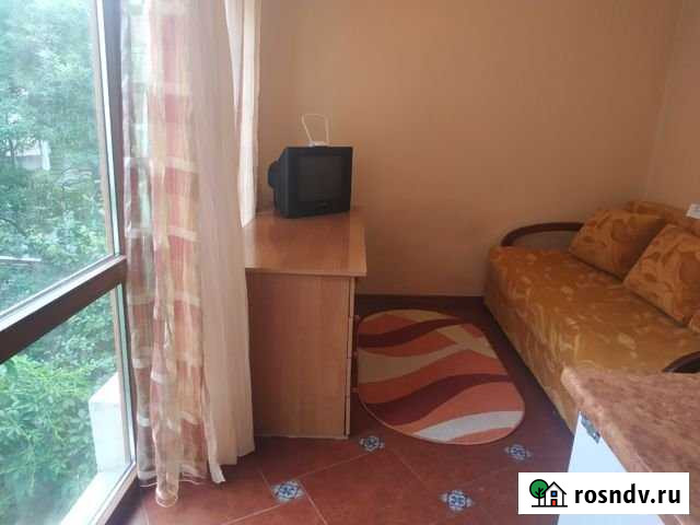 Квартира-студия, 25 м², 2/3 эт. в аренду на длительный срок в Ялте Ялта - изображение 1