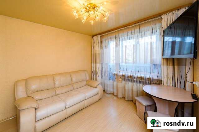 1-комнатная квартира, 35 м², 2/5 эт. в аренду посуточно в Артеме Артем - изображение 1