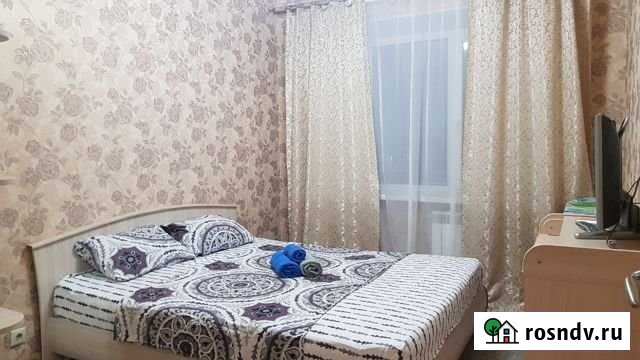 1-комнатная квартира, 56 м², 4/5 эт. в аренду посуточно в Сургуте Ханты-Мансийского АО Сургут - изображение 1