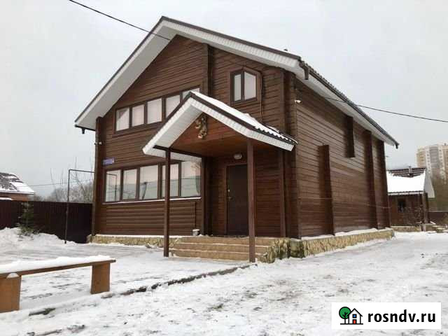 Коттедж 180 м² на участке 15 сот. в аренду посуточно в Казани Казань - изображение 1