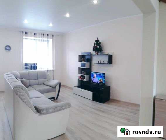 Таунхаус 100 м² на участке 1 сот. в аренду посуточно в Магнитогорске Магнитогорск - изображение 1