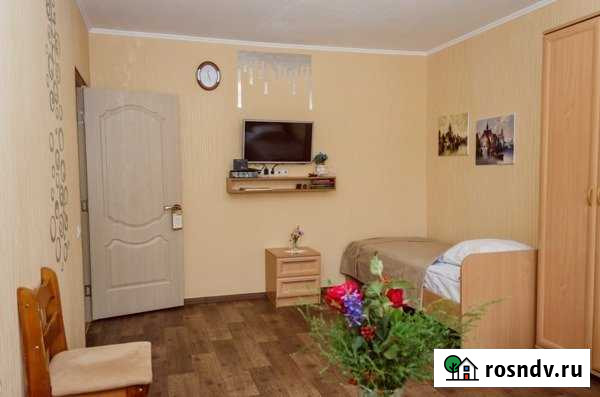 2-комнатная квартира, 60 м², 1/5 эт. в аренду посуточно в Палласовке Палласовка - изображение 1