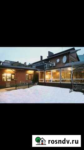 Дом 250 м² на участке 6 сот. в аренду посуточно в Ростове-на-Дону Ростов-на-Дону - изображение 1