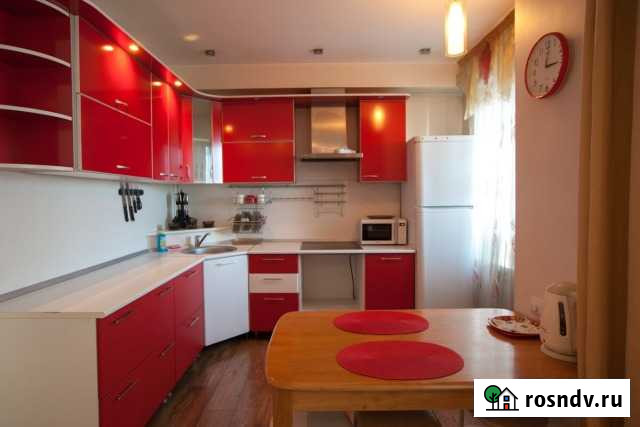 2-комнатная квартира, 55 м², 3/5 эт. в аренду посуточно в Хабаровске Хабаровск - изображение 1