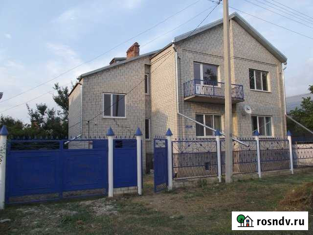 Дом 200 м² на участке 6 сот. на продажу в Гулькевичах Гулькевичи - изображение 1