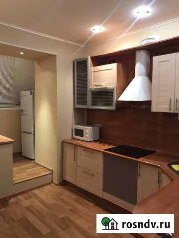 1-комнатная квартира, 54 м², 3/3 эт. в аренду посуточно в Пойковском Пойковский - изображение 1