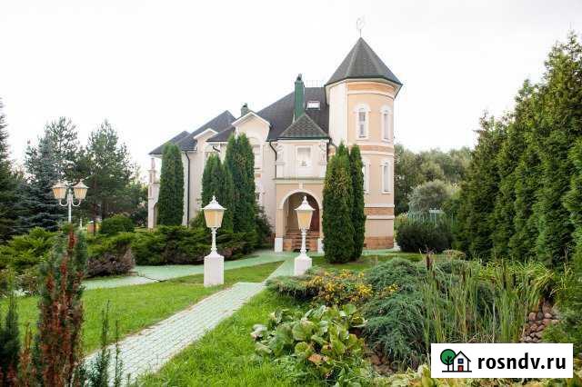 Коттедж 500 м² на участке 100 сот. в аренду посуточно в Воскресенском Московской области Воскресенское - изображение 1