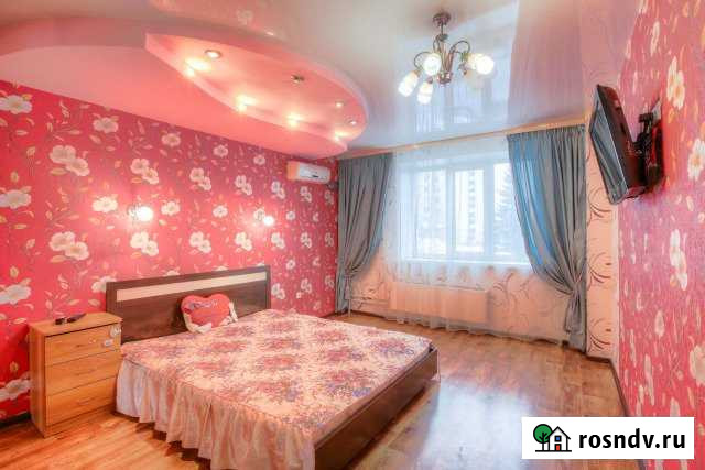 2-комнатная квартира, 76 м², 2/10 эт. в аренду посуточно в Воронеже Воронеж - изображение 1