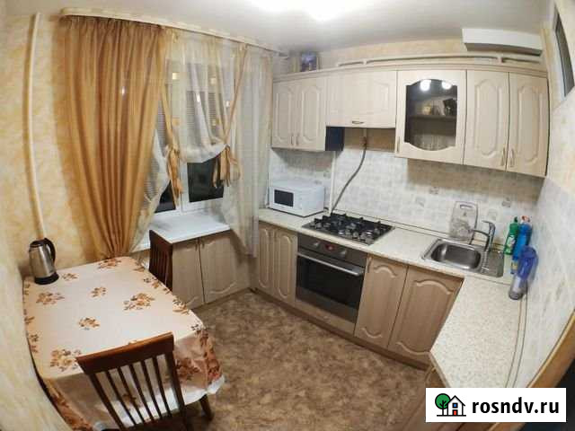 2-комнатная квартира, 48 м², 2/4 эт. в аренду посуточно во Владимире Владимир - изображение 1