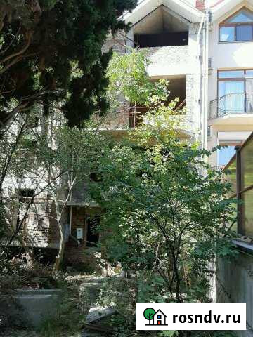 Дом 400 м² на участке 5 сот. на продажу в Ялте Ялта - изображение 1