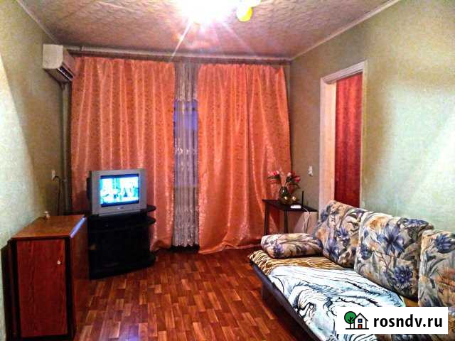 3-комнатная квартира, 44 м², 4/5 эт. в аренду посуточно в Новотроицке Новотроицк - изображение 1