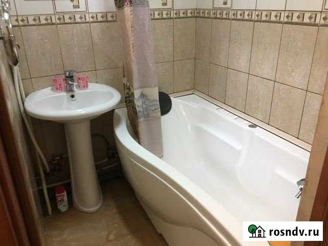 2-комнатная квартира, 47 м², 2/5 эт. в аренду посуточно в Комсомольске-на-Амуре Комсомольск-на-Амуре - изображение 1