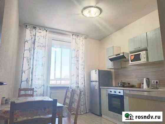 3-комнатная квартира, 95 м², 17/17 эт. в аренду посуточно в Ижевске Ижевск
