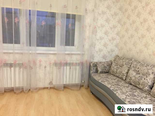 2-комнатная квартира, 50 м², 1/10 эт. в аренду посуточно в Омске Омск - изображение 1