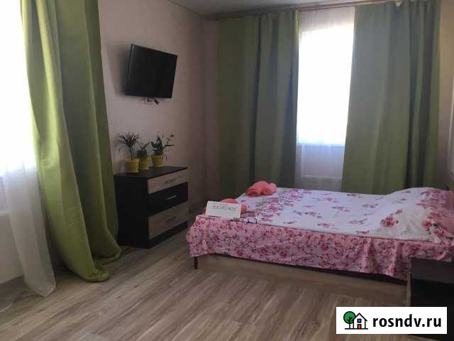 2-комнатная квартира, 70 м², 3/8 эт. в аренду посуточно в Судаке Судак - изображение 1