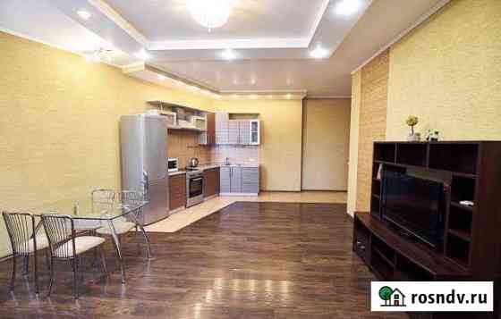 3-комнатная квартира, 90 м², 2/10 эт. в аренду посуточно в Омске Омск