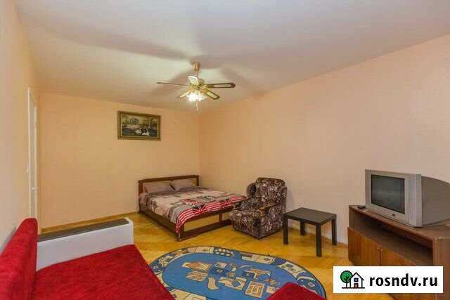 1-комнатная квартира, 36 м², 2/5 эт. в аренду посуточно в Богучаре Богучар - изображение 1