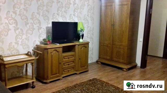 1-комнатная квартира, 50 м², 4/4 эт. в аренду посуточно в Таганроге Таганрог - изображение 1