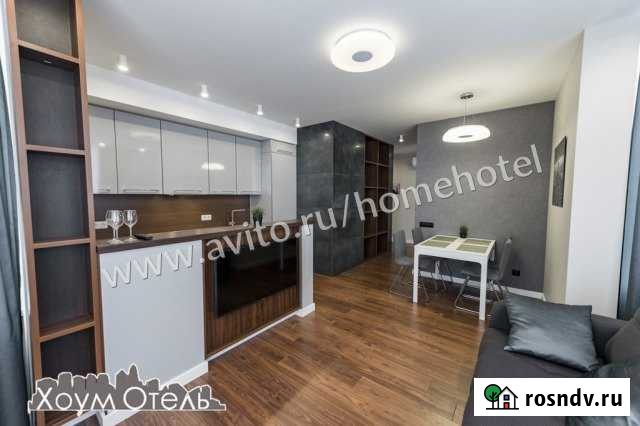 3-комнатная квартира, 85 м², 4/14 эт. в аренду посуточно в Оренбурге Оренбург - изображение 1