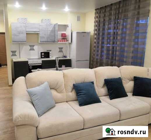 3-комнатная квартира, 90 м², 8/20 эт. в аренду посуточно в Новосибирске Новосибирск - изображение 1