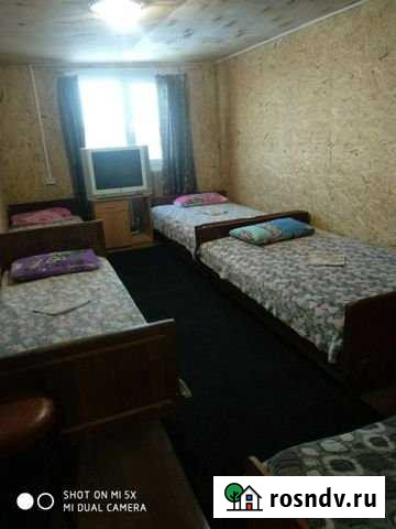 Комната 6 м² в 4-ком. кв., 3/3 эт. в аренду посуточно в Белорецке Белорецк - изображение 1