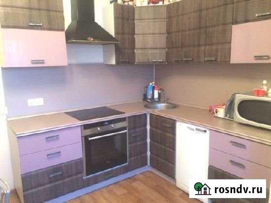 3-комнатная квартира, 90 м², 2/17 эт. в аренду на длительный срок в Тольятти Тольятти - изображение 1