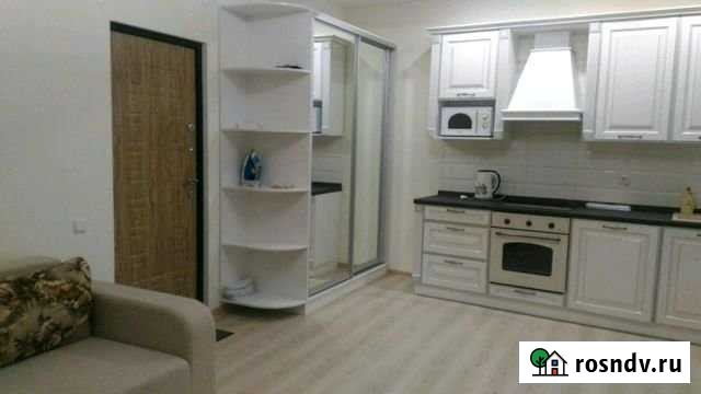 3-комнатная квартира, 80 м², 2/3 эт. в аренду на длительный срок в Ялте Ялта - изображение 1