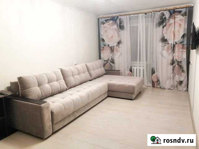 2-комнатная квартира, 44 м², 4/9 эт. в аренду посуточно в Радужном Ханты-Мансийского АО Радужный - изображение 1