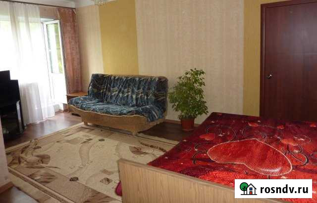 1-комнатная квартира, 31 м², 4/5 эт. в аренду посуточно в Каменске-Уральском Каменск-Уральский - изображение 1