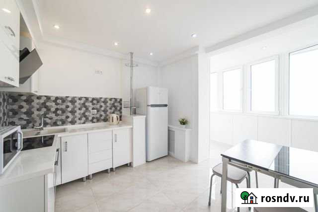 2-комнатная квартира, 42 м², 7/19 эт. в аренду посуточно во Владивостоке Владивосток - изображение 1