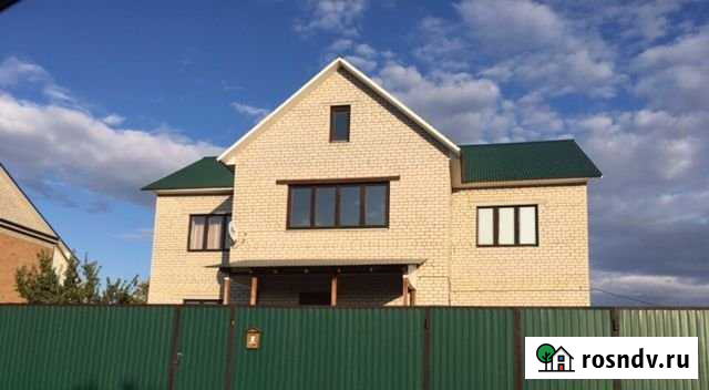 Коттедж 240 м² на участке 10 сот. на продажу в Безенчуке Безенчук - изображение 1