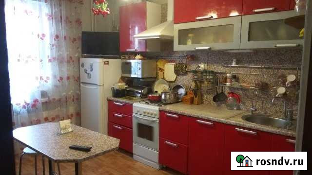 3-комнатная квартира, 80 м², 4/7 эт. в аренду посуточно в Пскове Псков - изображение 1