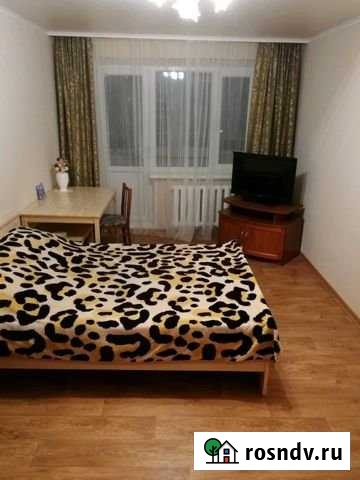 1-комнатная квартира, 30 м², 4/5 эт. в аренду посуточно в Нижневартовске Нижневартовск - изображение 1