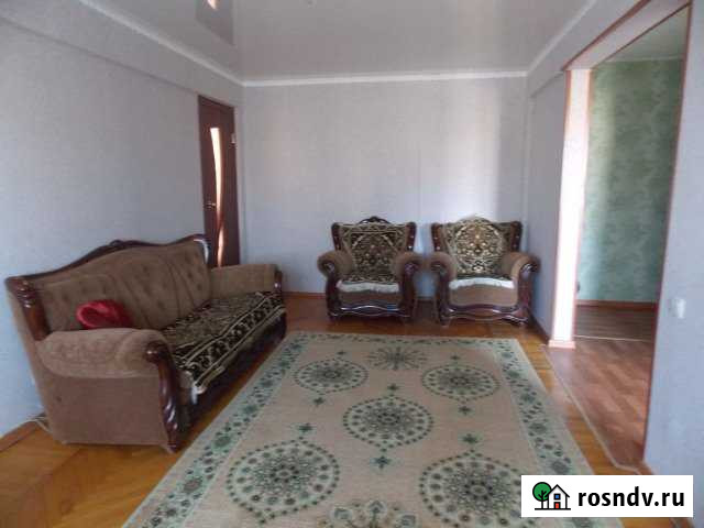 3-комнатная квартира, 100 м², 3/5 эт. в аренду посуточно в Астрахани Астрахань - изображение 1