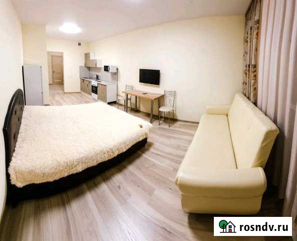 Квартира-студия, 42 м², 11/17 эт. в аренду посуточно в Тюмени Тюмень - изображение 1