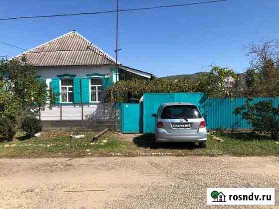 Дом 80 м² на участке 8 сот. на продажу в Апшеронске Апшеронск