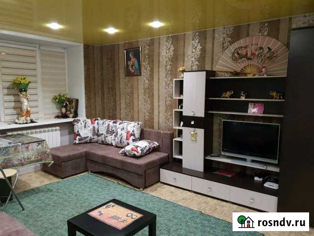 1-комнатная квартира, 36 м², 1/5 эт. в аренду посуточно в Осинниках Осинники - изображение 1