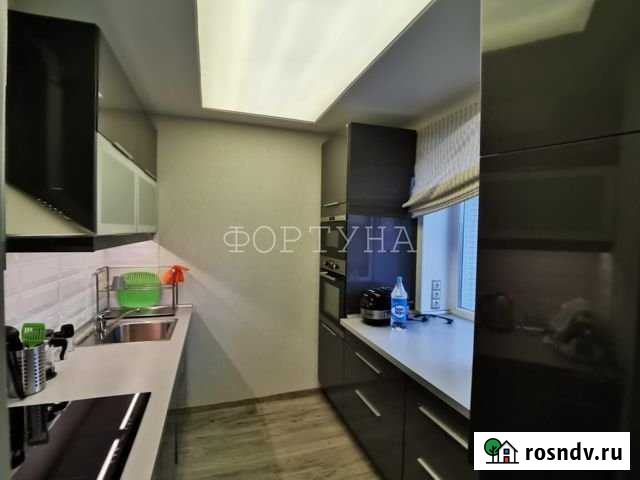 3-комнатная квартира, 63 м², 10/12 эт. в аренду на длительный срок в Новосибирске Новосибирск - изображение 1