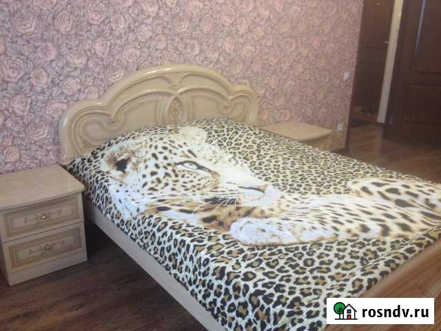 1-комнатная квартира, 40 м², 5/10 эт. в аренду посуточно в Саратове Саратов - изображение 1