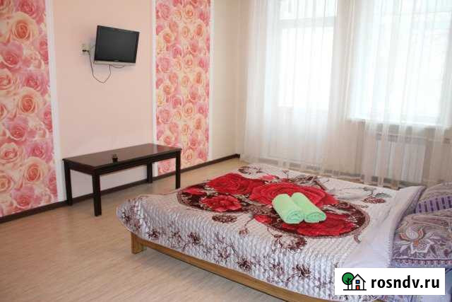 1-комнатная квартира, 35 м², 2/5 эт. в аренду посуточно в Магнитогорске Магнитогорск - изображение 1