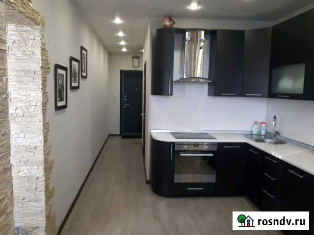 1-комнатная квартира, 50 м², 11/14 эт. в аренду посуточно в Сургуте Ханты-Мансийского АО Сургут - изображение 1