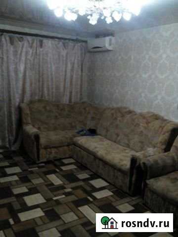1-комнатная квартира, 40 м², 2/2 эт. в аренду посуточно в Новошахтинске Новошахтинск - изображение 1
