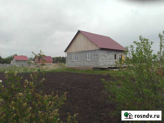 Дом 100 м² на участке 15 сот. на продажу в Кормиловке Кормиловка - изображение 1