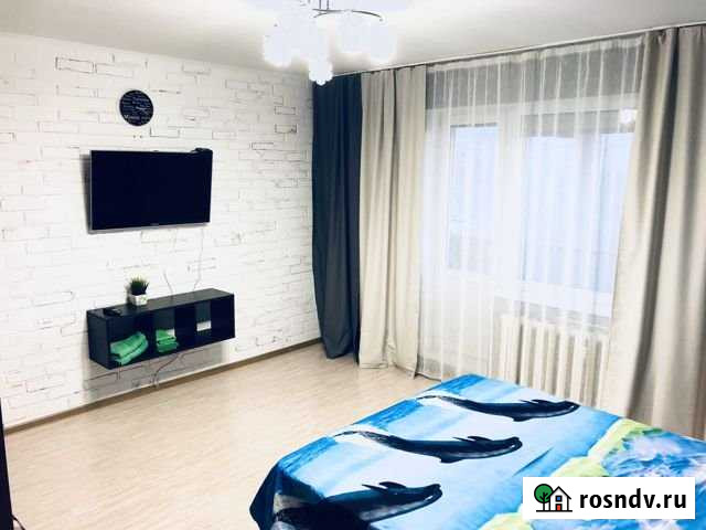 1-комнатная квартира, 48 м², 5/10 эт. в аренду посуточно в Нягани Нягань - изображение 1