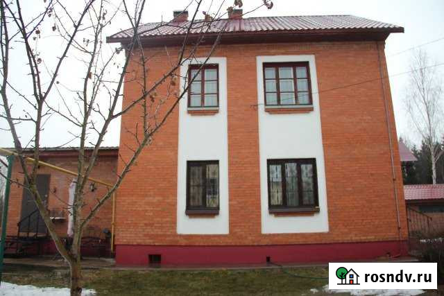 Дом 200 м² на участке 6 сот. в аренду на длительный срок в Москве Москва - изображение 1