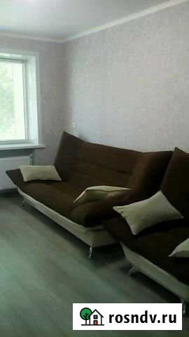 3-комнатная квартира, 62 м², 1/2 эт. в аренду посуточно в Миллерово Миллерово - изображение 1