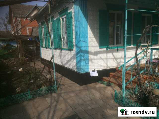 Дом 79 м² на участке 8 сот. в аренду посуточно в Мостовском Мостовской - изображение 1