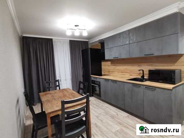 4-комнатная квартира, 80 м², 1/9 эт. в аренду посуточно в Когалыме Когалым - изображение 1