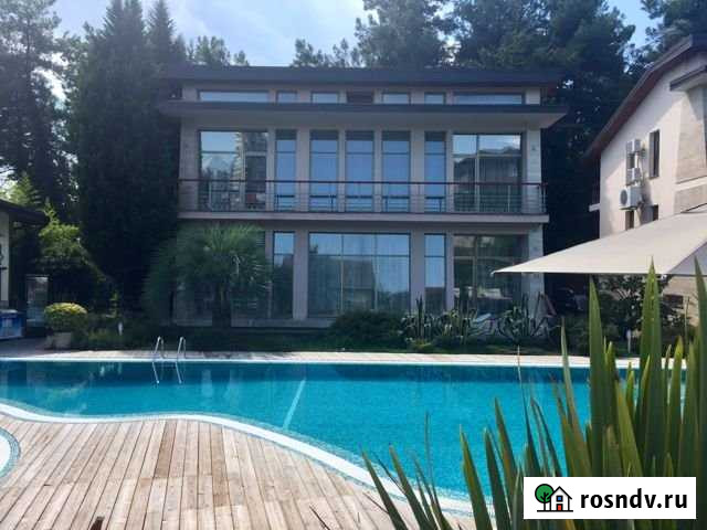 Коттедж 260 м² на участке 110 сот. в аренду посуточно в Сочи Сочи - изображение 1