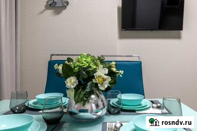 3-комнатная квартира, 80 м², 1/4 эт. в аренду посуточно в Пушкине Пушкин - изображение 1